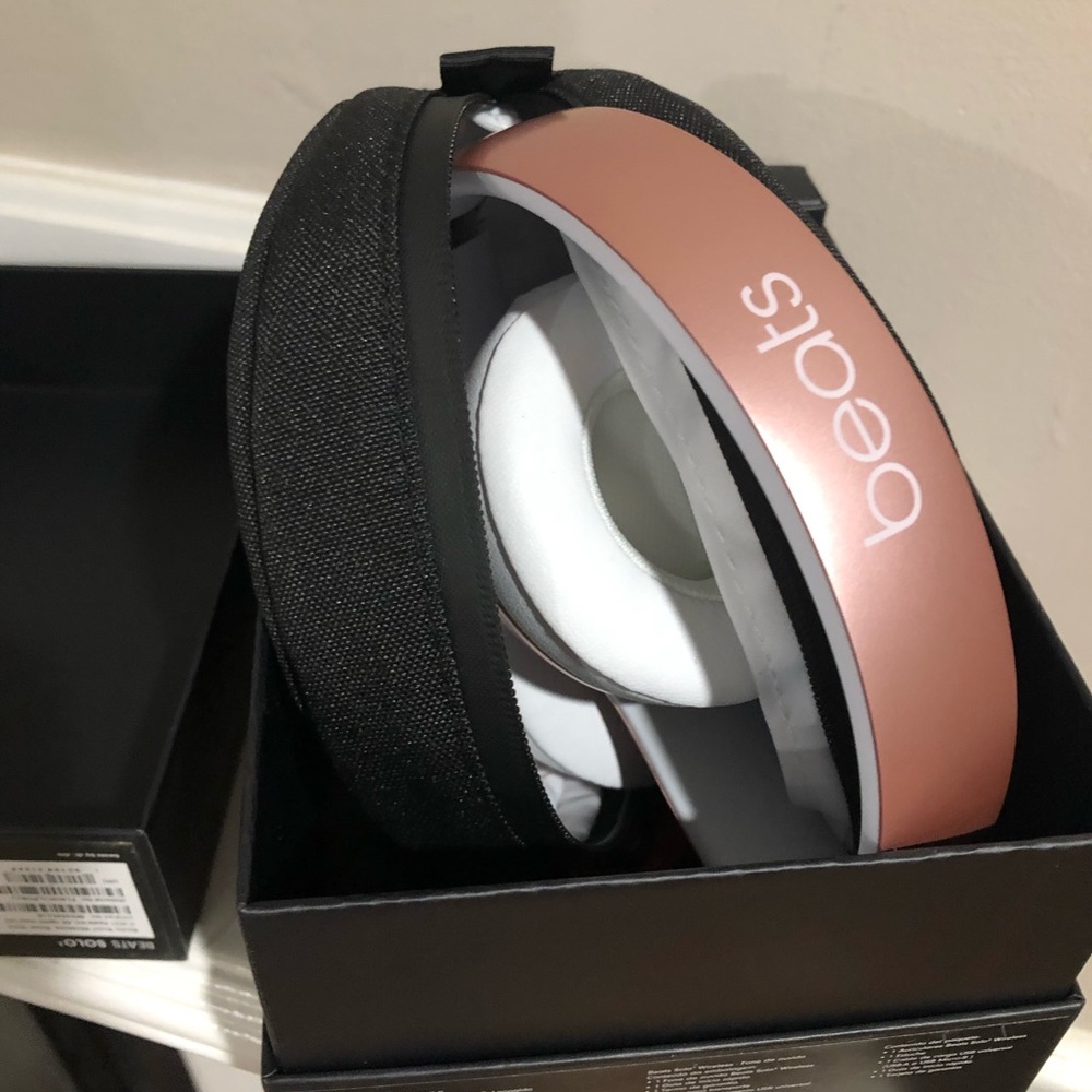 Apple Solo 3 wireless headphones.  Rose Gold